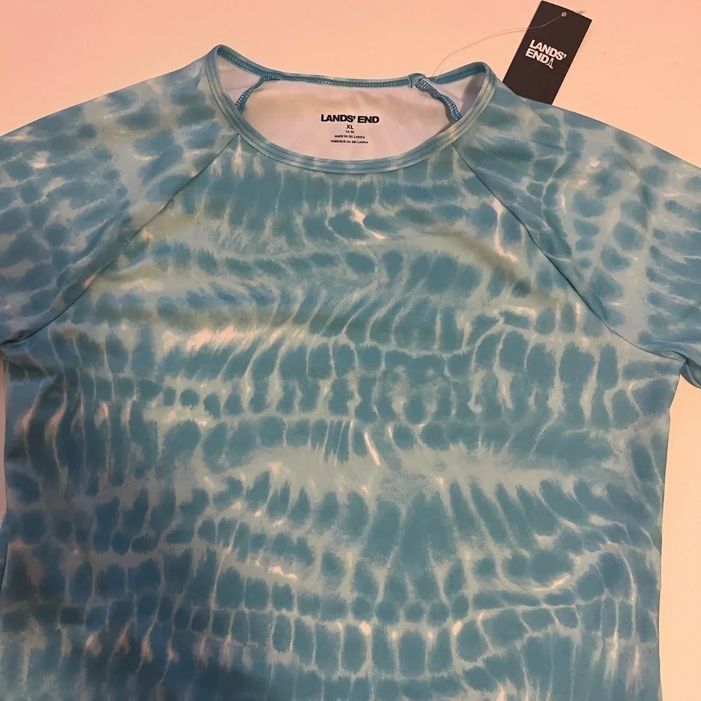 Lance end kids, swimwear XL blue short sleeve NWT Summer vacation, beach top